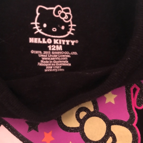 🎃Adorable Hello Kitty Halloween Top🎃 - Picture 3 of 3